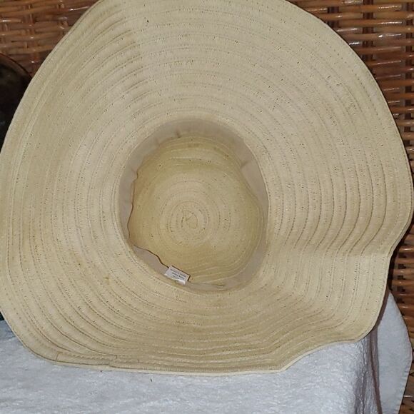 Sustainable Paper Floppy Sun Hat - Picture 6 of 6